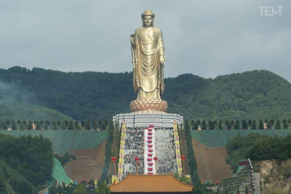 Spring-Temple-Buddha